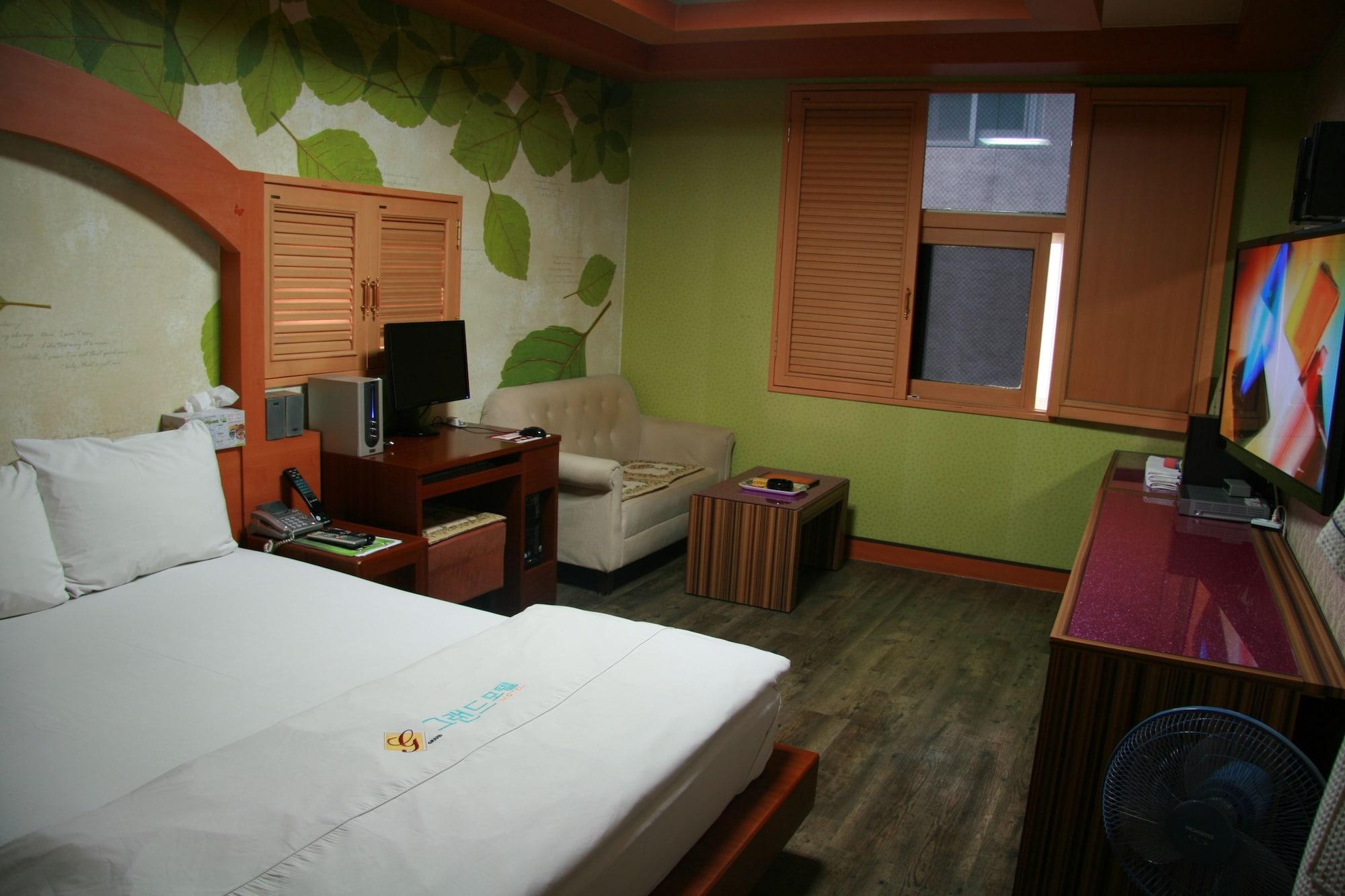 New Grand Hotel Daegu Buitenkant foto